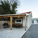 Oasis Aria Villa