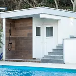 Oasis Aria