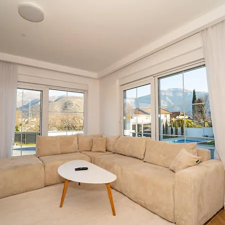Oasis Aria * Mostar